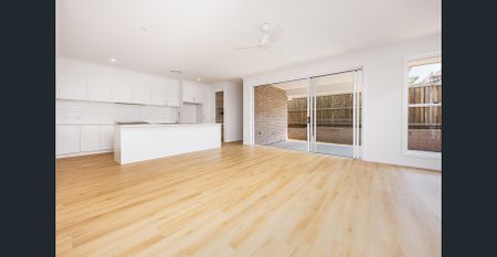 Relaxed Coastal Living in the Heart of Lennox Head - Photo 5