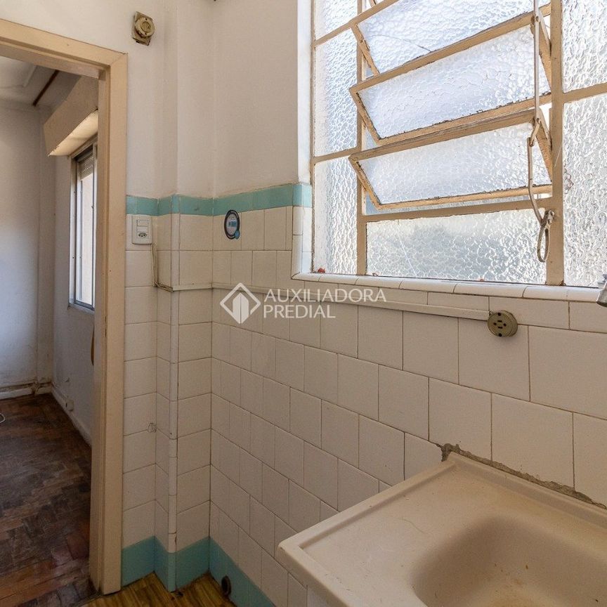Apartamento com 1 quarto e 38m² para alugar em Independência, Porto Alegre. - Photo 1