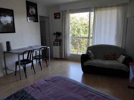 À louer ? Grand T1 Bis Meublé ? Hyper Centre de Tours - Photo 4