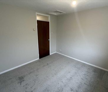 2 bedroom detached bungalow to rent - Photo 2