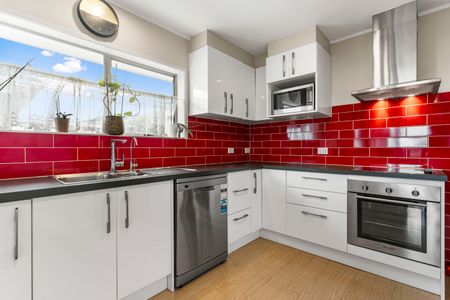 Renovated & Elevated - Expansive Living - Photo 4