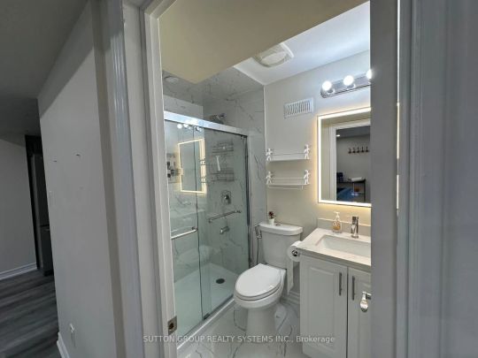 Detached Home For Lease | W9229201 - Photo 1