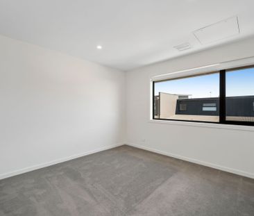 11/2 Mary Street, Googong - Photo 4