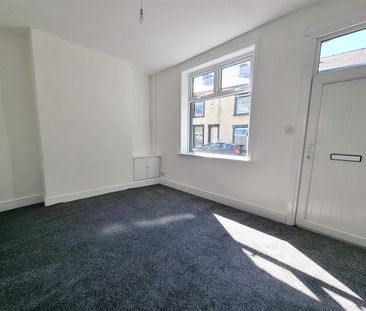Grange Street, Burnley - Photo 2