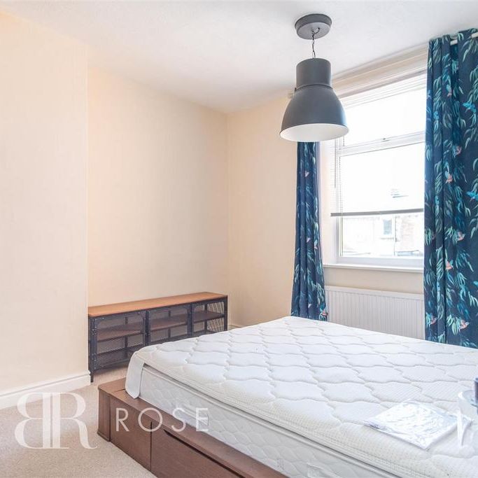 3 bedroom terraced house to rent - Photo 1