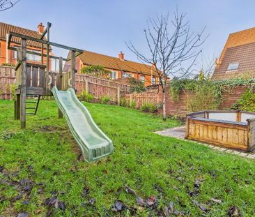 21 Lakeside Drive, Belfast, BT10 0NU - Photo 2