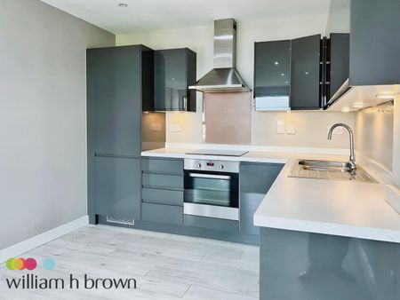 Victoria Avenue, Southend-On-Sea - Photo 5