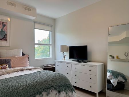 For Lease - 1555 Bloor Street Unit# 4, Toronto, Ontario - Photo 2