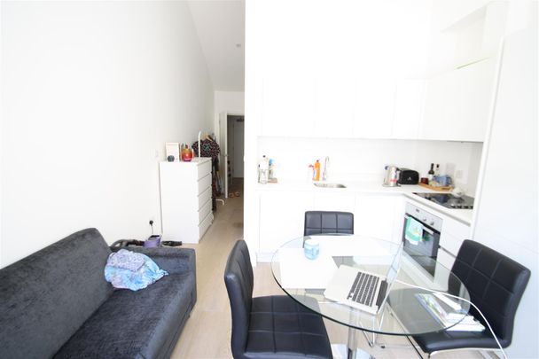 Sail Loft Court, Dod Street, London - Photo 1