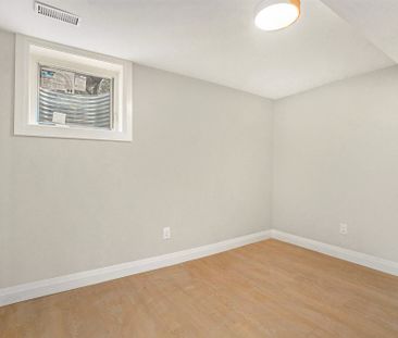 For Lease - 75 Dalehurst Drive Unit# B, Tanglewood - Grenfell Glen ... - Photo 4