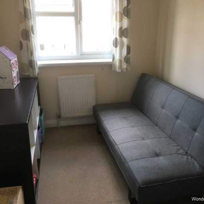 2 bedroom property to rent in Barking - Photo 1