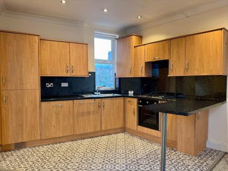 2 bedroom flat to rent - Photo 5