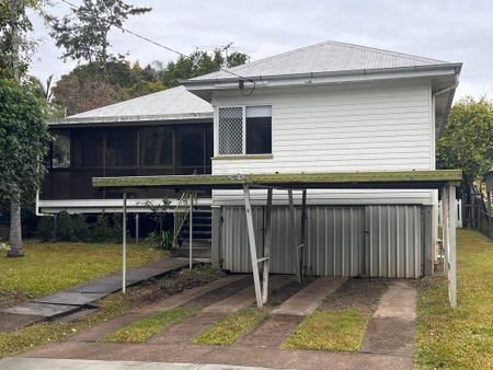 HIGHSET HOME IN THE HEART OF GRACEVILLE - Photo 5