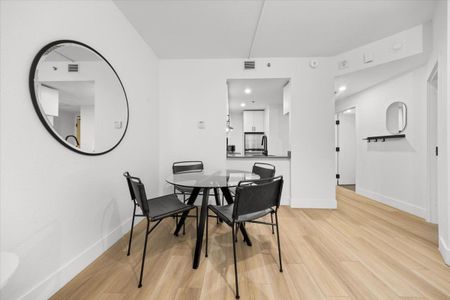 For Lease - 161 Laurier Avenue Unit# 917, Ottawa Centre, Ontario - Photo 4