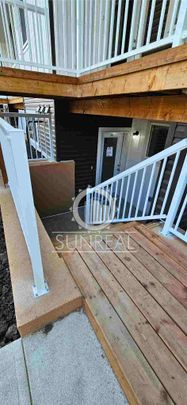 Camrose Beautiful 2 Bedroom 2 Bathroom Townhouse! - Photo 1