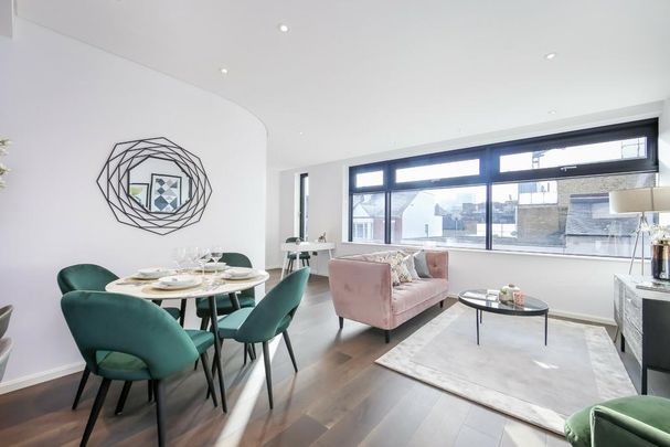 2 bedroom flat to rent - Photo 1