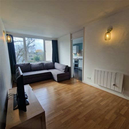 1 bedroom apartment to rent - Photo 2