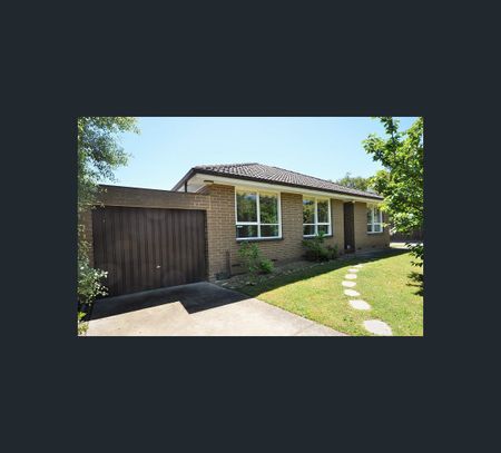 1/530 Neerim Road, Murrumbeena, Vic 3163 - Photo 2
