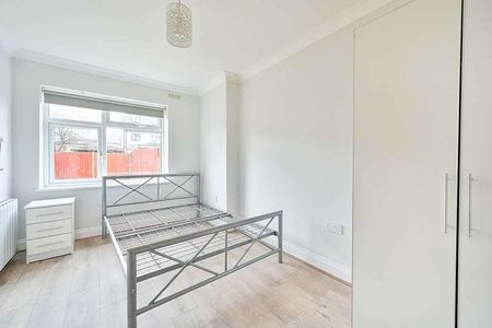 Court Way, Acton, W3 - Photo 4