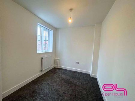Mackenzie Street, Bolton, BL1 - Photo 3