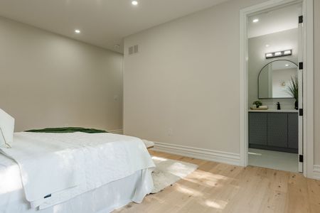 For Lease - 14 Crescent Road, Oakville, Ontario - Photo 4