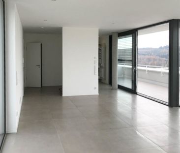 Erstklassiges 2-ZI.-PENTHOUSE Blaustein mit EBK, TG, sonnige Dachte... - Foto 1