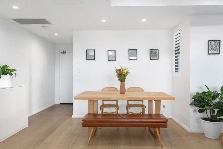 7/7 Pittwater Road, - Photo 2