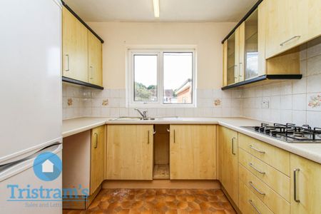 2 bed Semi-Detached Bungalow for Rent - Photo 2