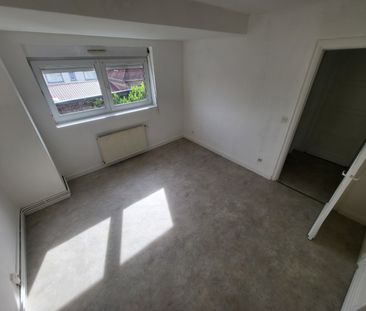 Location Appartement 3 pièces 56m² ST OMER 62500 - Photo 3