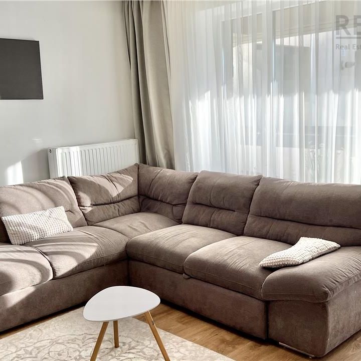 Apartament luminos si spatios Coresi Kasper - Photo 1