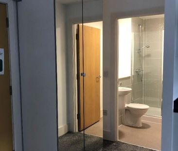 Studio Flat, Town Hall, M3 - Photo 2