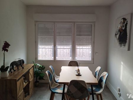 CENTRE VILLE APPARTEMENT DE TYPE 2 3EME ET DERNIER ETAGE Séjour (env 26 m²) Cuisine (env ... - Photo 5