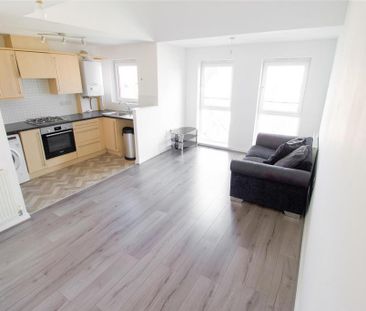 2 bedroom apartment to rent - Photo 3