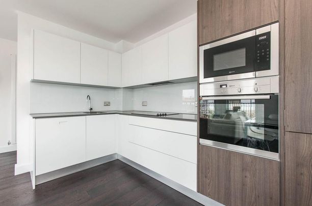3 bedroom flat to rent - Photo 1