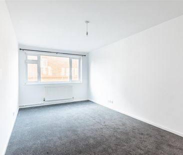 Palmeira Avenue, Hove - Photo 1