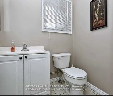 71 Ecclestone Drive #Upper - Photo 6