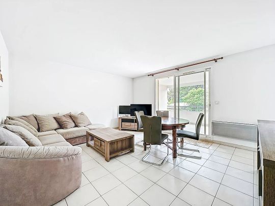 Appartement Marseille 3 pièce(s) 66 m2 - Photo 1