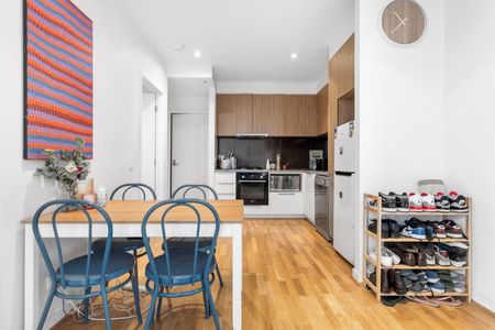 Beachside Living Steps from Bay Street - Photo 3