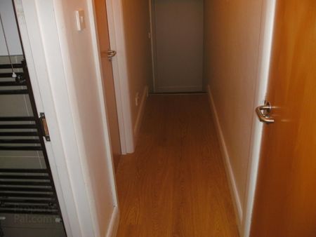 Apt 1, 53 University Street - Photo 5