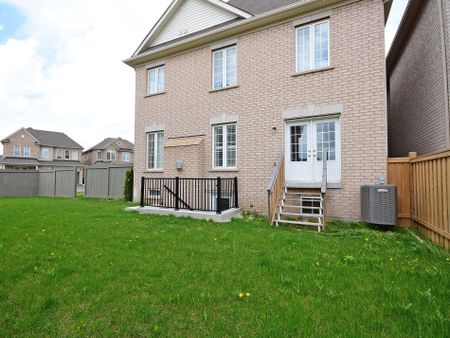 For Lease - 110 Banbridge Crescent Unit# Lower, Brampton, Ontario - Photo 5