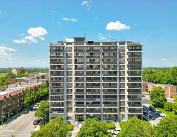 5455 Rue de Terrebonne | 5455 Rue de Terrebonne, Montreal - Photo 1