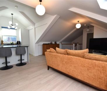 2 bedroom maisonette to rent - Photo 2