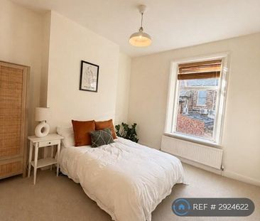3 bedroom terraced house to rent - Photo 5