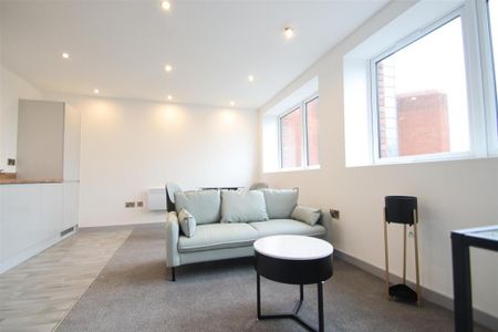 1 bedroom apartment to rent - Photo 2