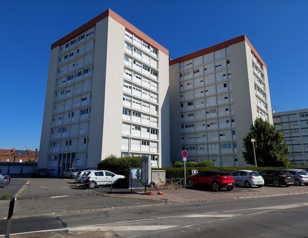 Appartement T5 à Cambrai - Photo 1