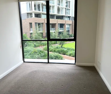 Modern 2-Bed Apartment in the Heart of Rouse Hill - Photo 5