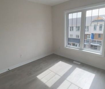 For Lease - 19 Ambereen Place, Clarington, Ontario - Photo 4