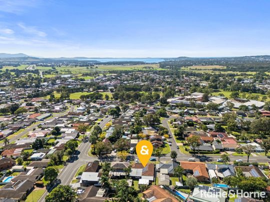 6 Hillside Drive, Albion Park NSW 2527 - House For Rent | Domain - Photo 1