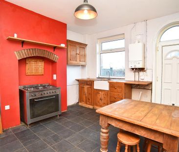 3 bedroom terraced house to rent - Photo 2