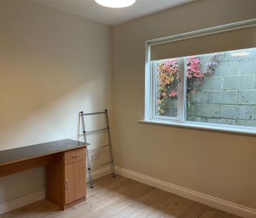 Magenta Hall, Santry, Dublin 9 - Photo 2